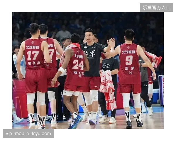 上海久事统治攻防两端,时隔24年重夺CBA联赛总冠军宝座 上海久事统治攻防两端,时隔24年重夺CBA联赛总冠军宝座